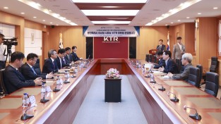 이상일 용인특례시장, 한국화학융합시험연구원 반도체 관련 인증 센터 설립 논의
