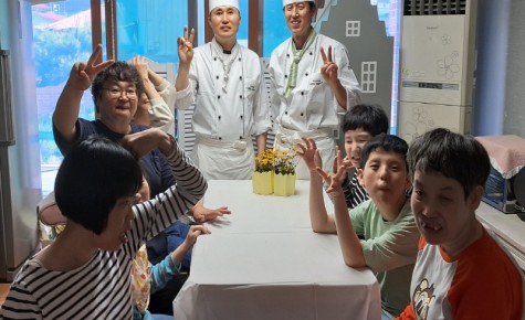 용인 아사모조리봉사단, 어린이날 ‘꽃동산장애인공동체’ 찾아 요리로 이웃사랑 나눔